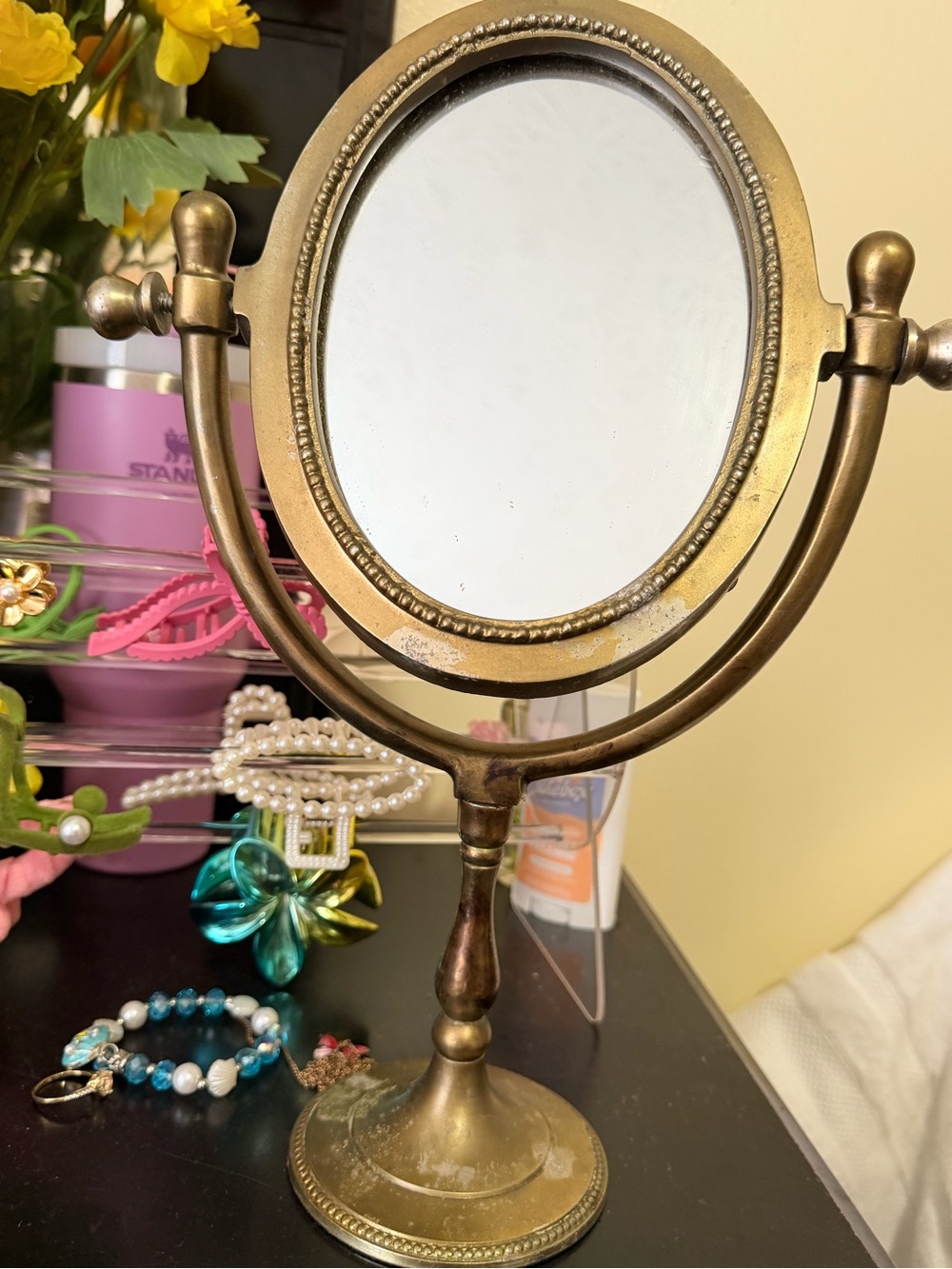 Antique-Style Brass Finish Oval Vanity Mirror - Gold